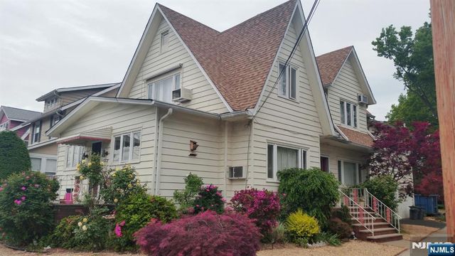 653 New York Avenue, Lyndhurst, NJ 07071