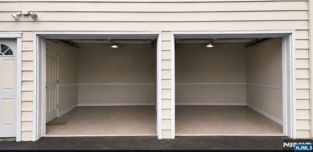 653 New York Avenue, Lyndhurst, NJ 07071