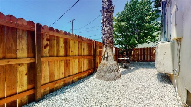 239 3rd Avenue, Venice, CA 90291