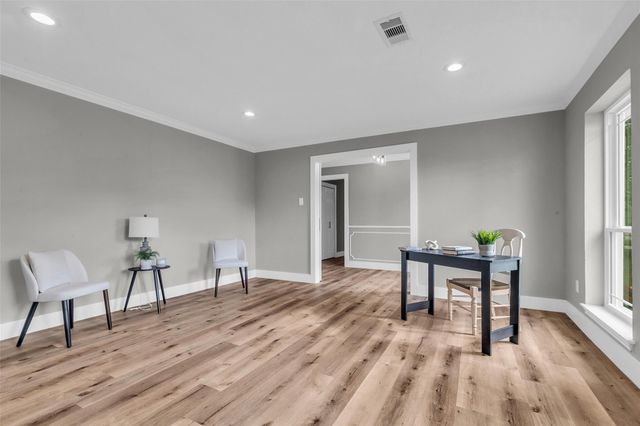 3518 Shore Shadows Drive, Crosby, TX 77532