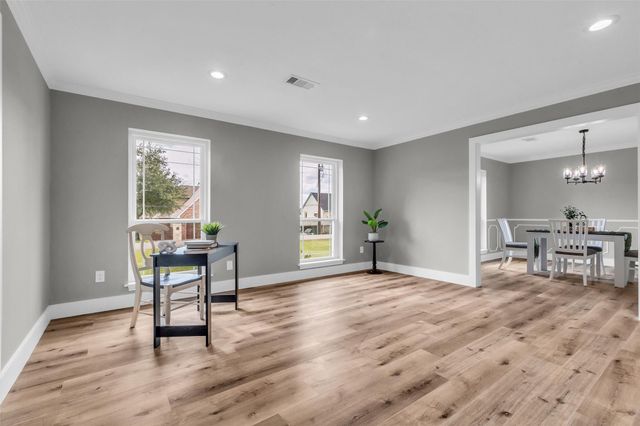 3518 Shore Shadows Drive, Crosby, TX 77532