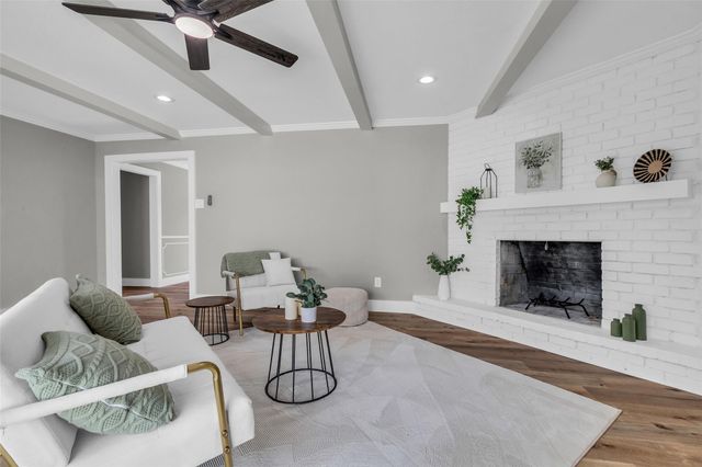 3518 Shore Shadows Drive, Crosby, TX 77532