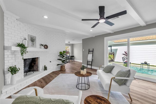 3518 Shore Shadows Drive, Crosby, TX 77532