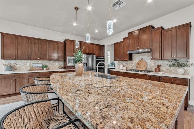 612 Idlewood Pl, El Dorado Hills, CA 95762