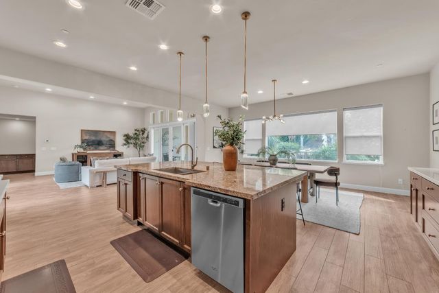 612 Idlewood Pl, El Dorado Hills, CA 95762