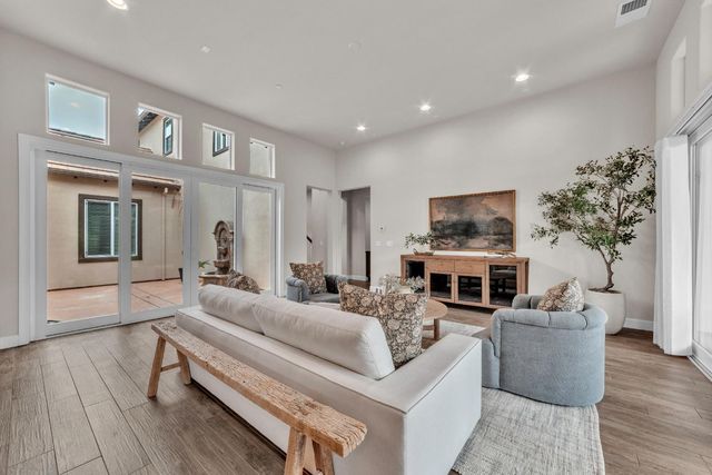 612 Idlewood Pl, El Dorado Hills, CA 95762