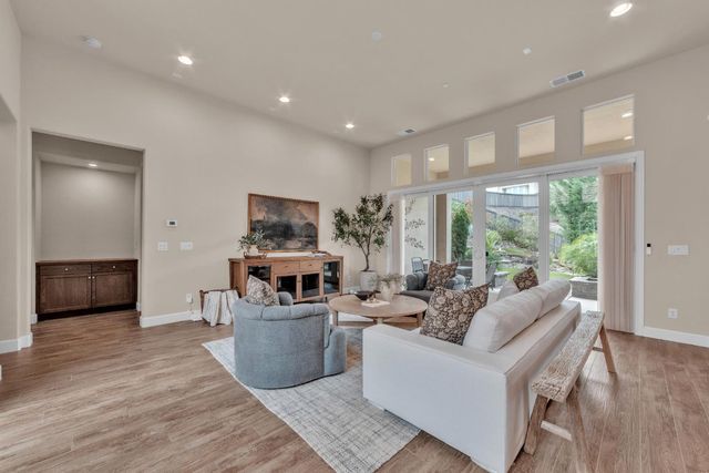 612 Idlewood Pl, El Dorado Hills, CA 95762