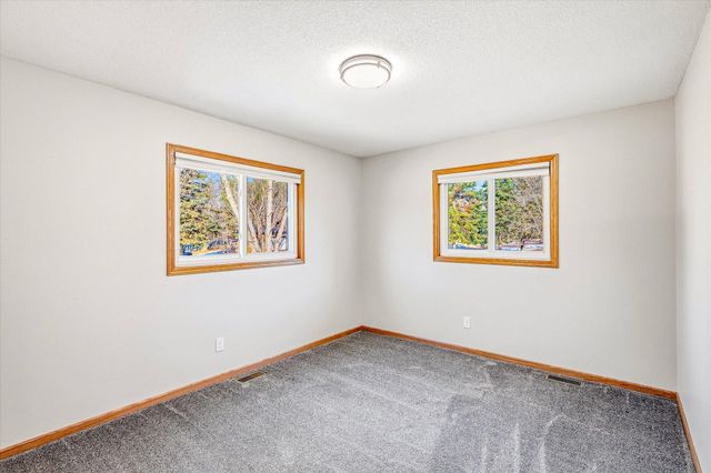 5821 268th Street, Wyoming, MN 55092