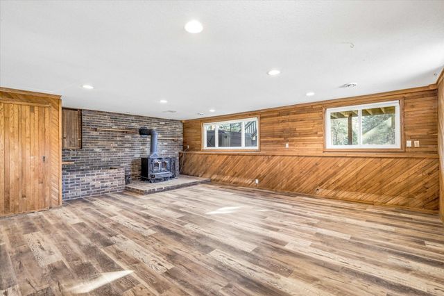 5821 268th Street, Wyoming, MN 55092