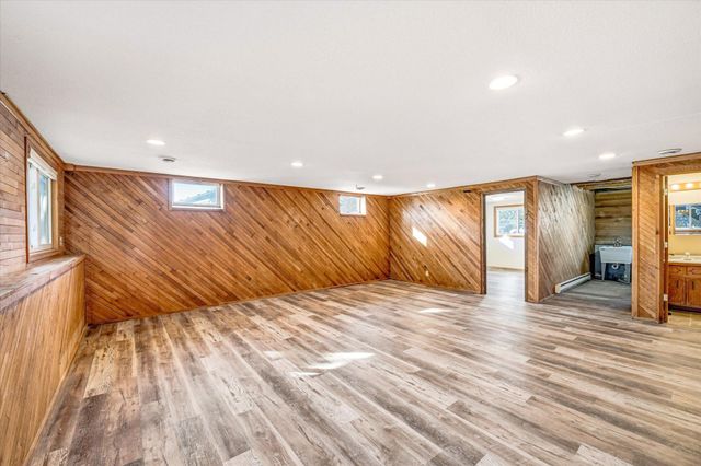 5821 268th Street, Wyoming, MN 55092