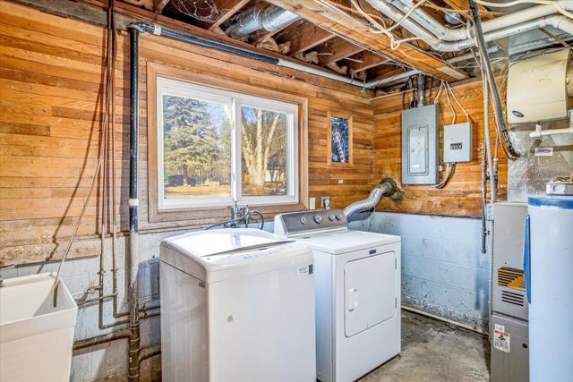 5821 268th Street, Wyoming, MN 55092