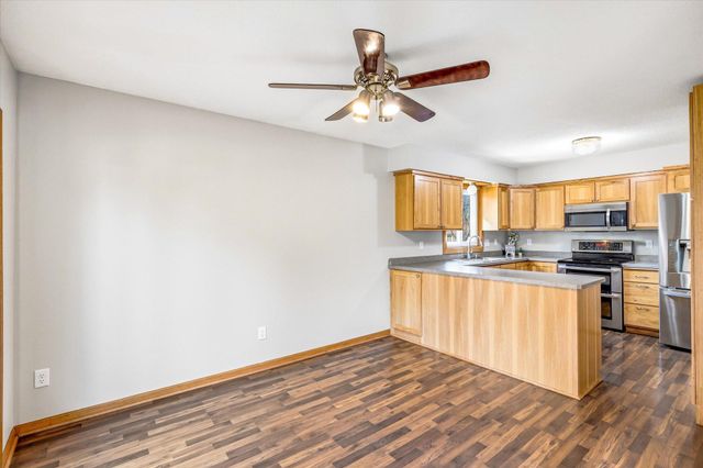 5821 268th Street, Wyoming, MN 55092