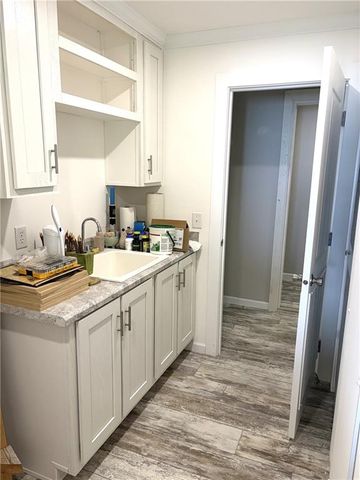 1300 Snow Road N, Semmes, AL 36575
