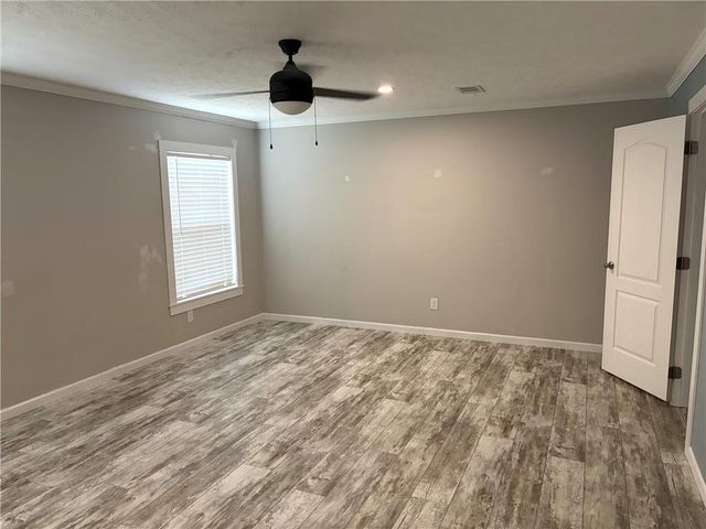 1300 Snow Road N, Semmes, AL 36575