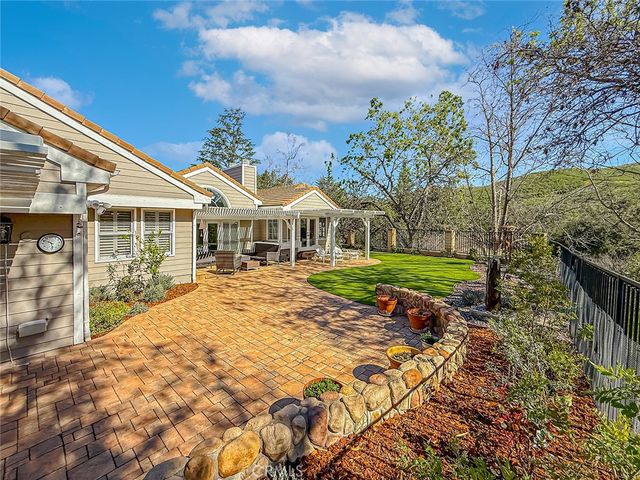 491 Twin Oaks Court, Thousand Oaks, CA 91362