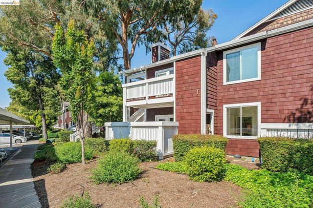 195 Bayside Ct, Richmond, CA 94804