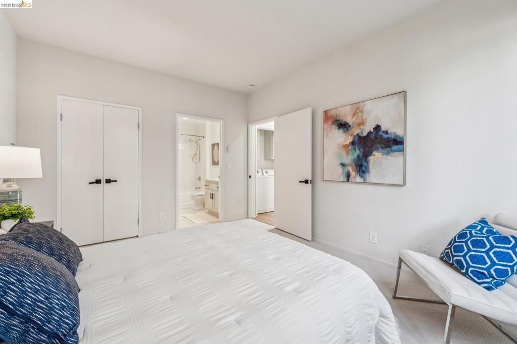 Image 16 of property listing at 195 Bayside Ct, Richmond, CA 94804