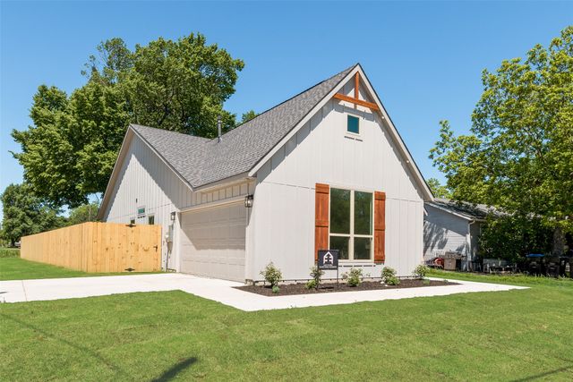 4300 Morrison Street, Greenville, TX 75401