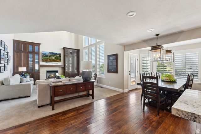 1103 E LONE PEAK LN, Draper, UT 84020