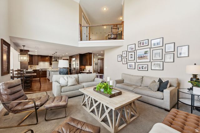 1103 E LONE PEAK LN, Draper, UT 84020