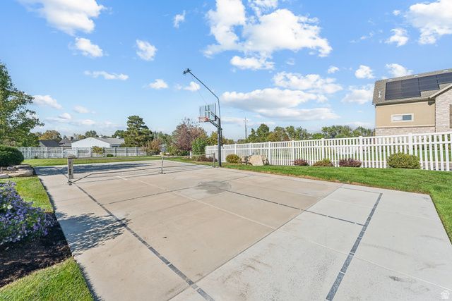 1103 E LONE PEAK LN, Draper, UT 84020