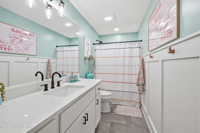 2206 Northgate Ct, La Grange, KY 40031