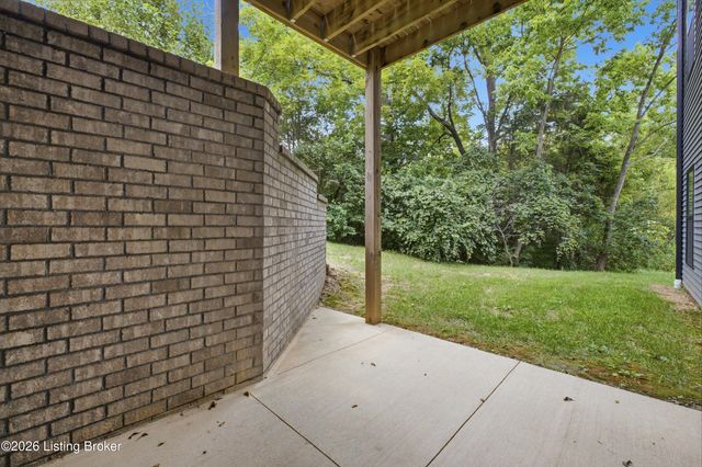 2206 Northgate Ct, La Grange, KY 40031