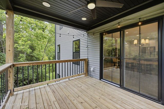 2206 Northgate Ct, La Grange, KY 40031