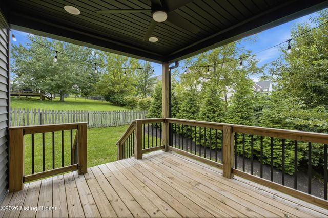2206 Northgate Ct, La Grange, KY 40031