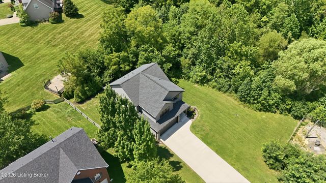 2206 Northgate Ct, La Grange, KY 40031