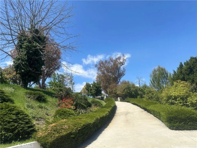 60 Crest Road East, Rolling Hills, CA 90274