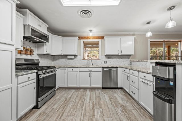 23115 Cardinal Drive, Hockley, TX 77447