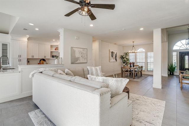 6208 Timberwolfe Lane, Fort Worth, TX 76135