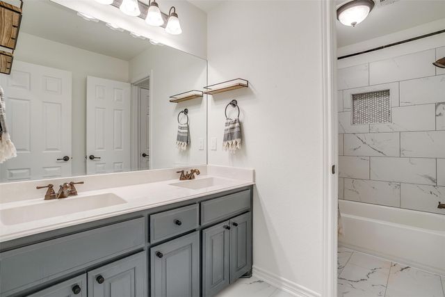 6208 Timberwolfe Lane, Fort Worth, TX 76135