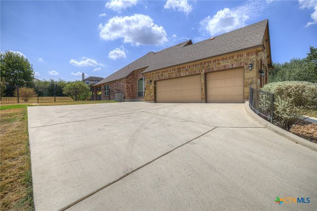 921 Santa Cruz, New Braunfels, TX 78132