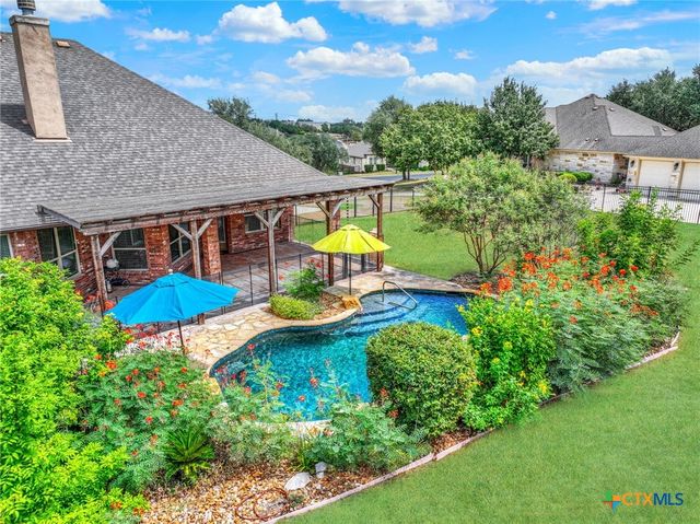 921 Santa Cruz, New Braunfels, TX 78132