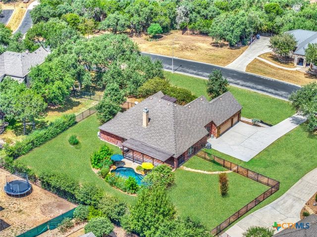 921 Santa Cruz, New Braunfels, TX 78132