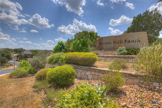 921 Santa Cruz, New Braunfels, TX 78132