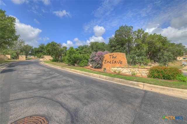 921 Santa Cruz, New Braunfels, TX 78132