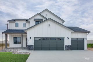 461 Waverly Ave, Middleton, ID 83644