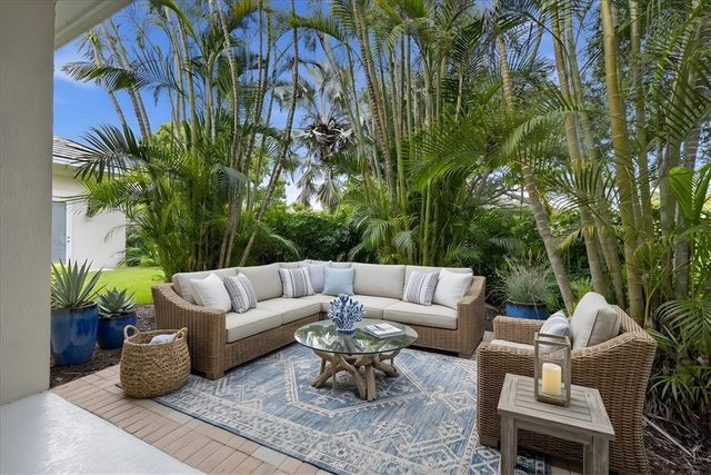 9049 Englewood Court, Vero Beach, FL 32963