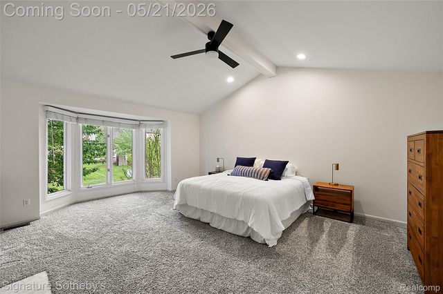42280 Locklin Drive, Sterling Heights, MI 48314