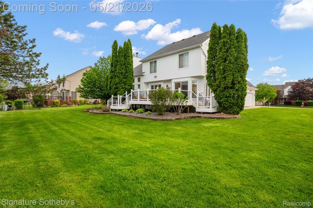 42280 Locklin Drive, Sterling Heights, MI 48314