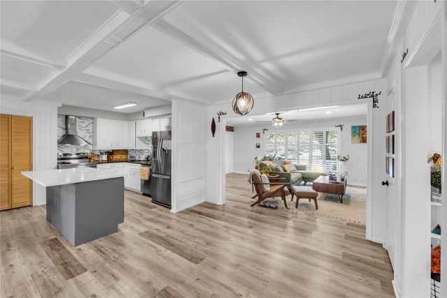 6119 Bandera Avenue A, Dallas, TX 75225