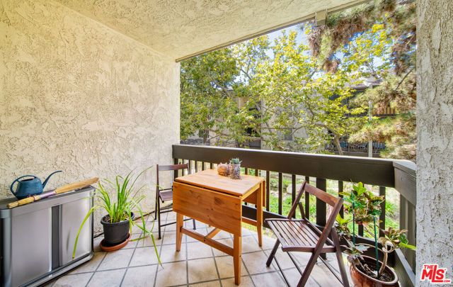 8207 Summertime Lane, Culver City, CA 90230