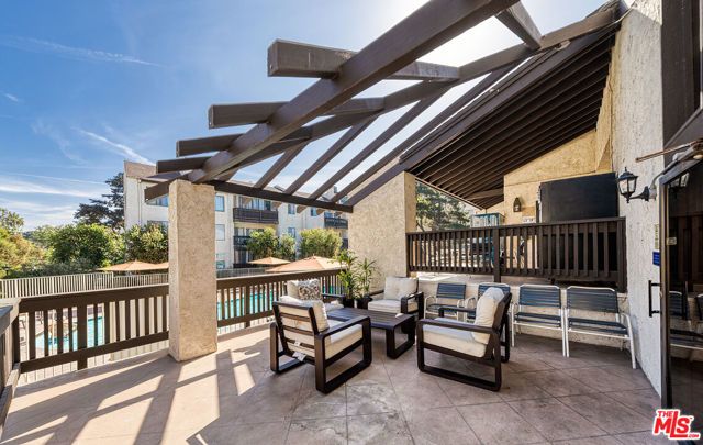 8207 Summertime Lane, Culver City, CA 90230