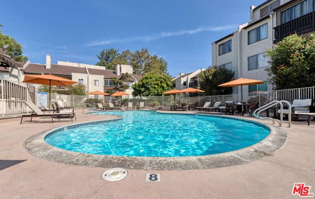 8207 Summertime Lane, Culver City, CA 90230