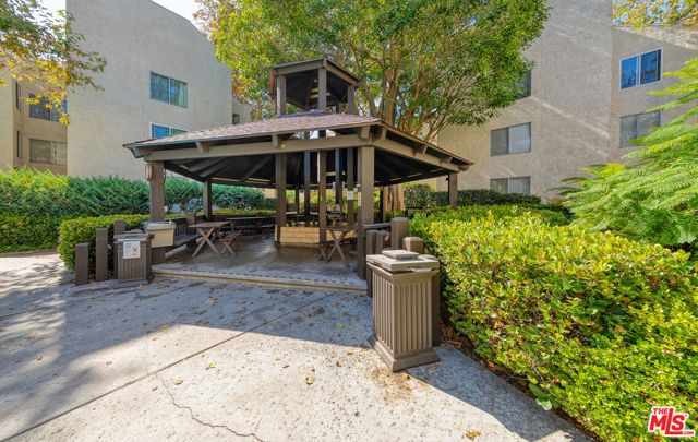 8207 Summertime Lane, Culver City, CA 90230