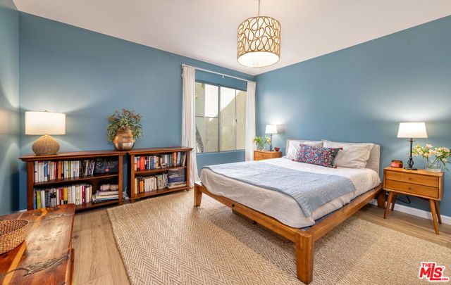 8207 Summertime Lane, Culver City, CA 90230