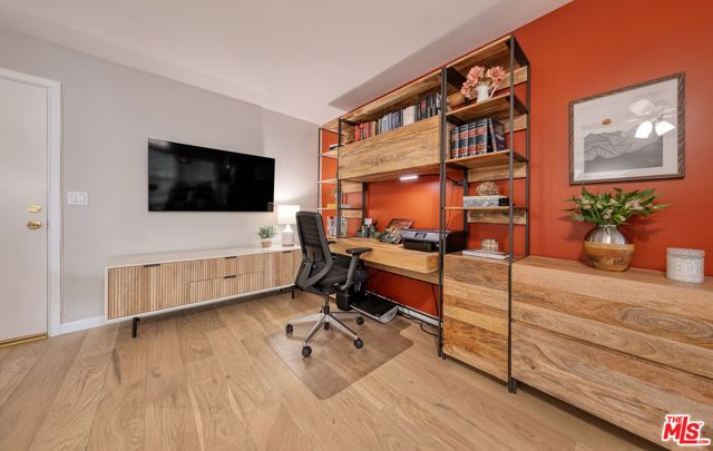 8207 Summertime Lane, Culver City, CA 90230